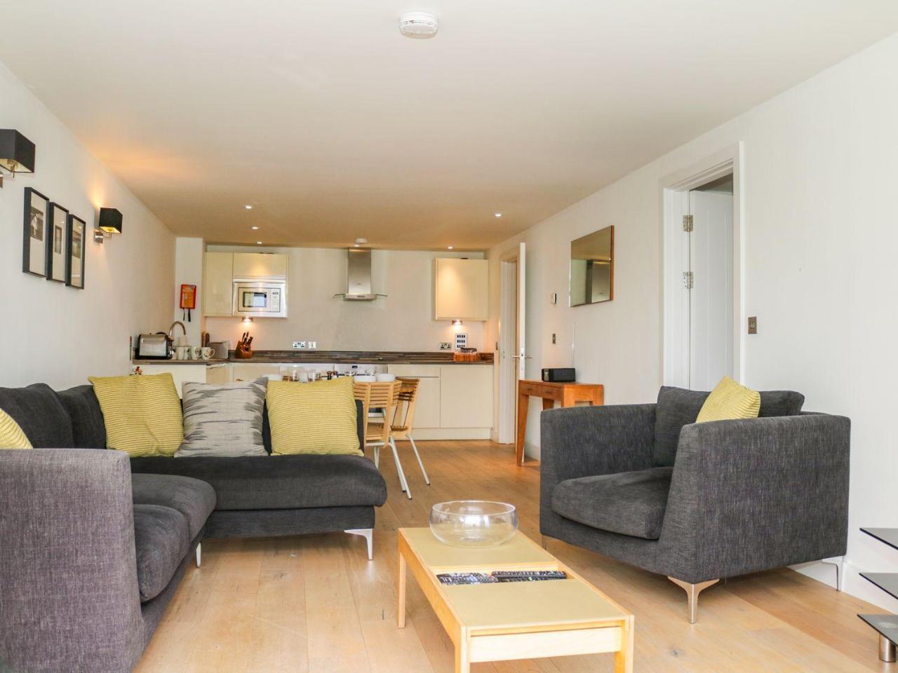 Gara Rock - Garden Apartment 7, Salcombe Luaran gambar